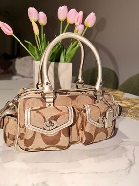 Vintage Coach Legacy Turlock mini